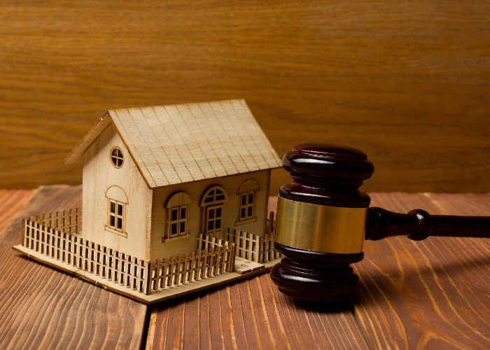 نقش مشاور حقوقی در بازده سرمایه گذاری ملک