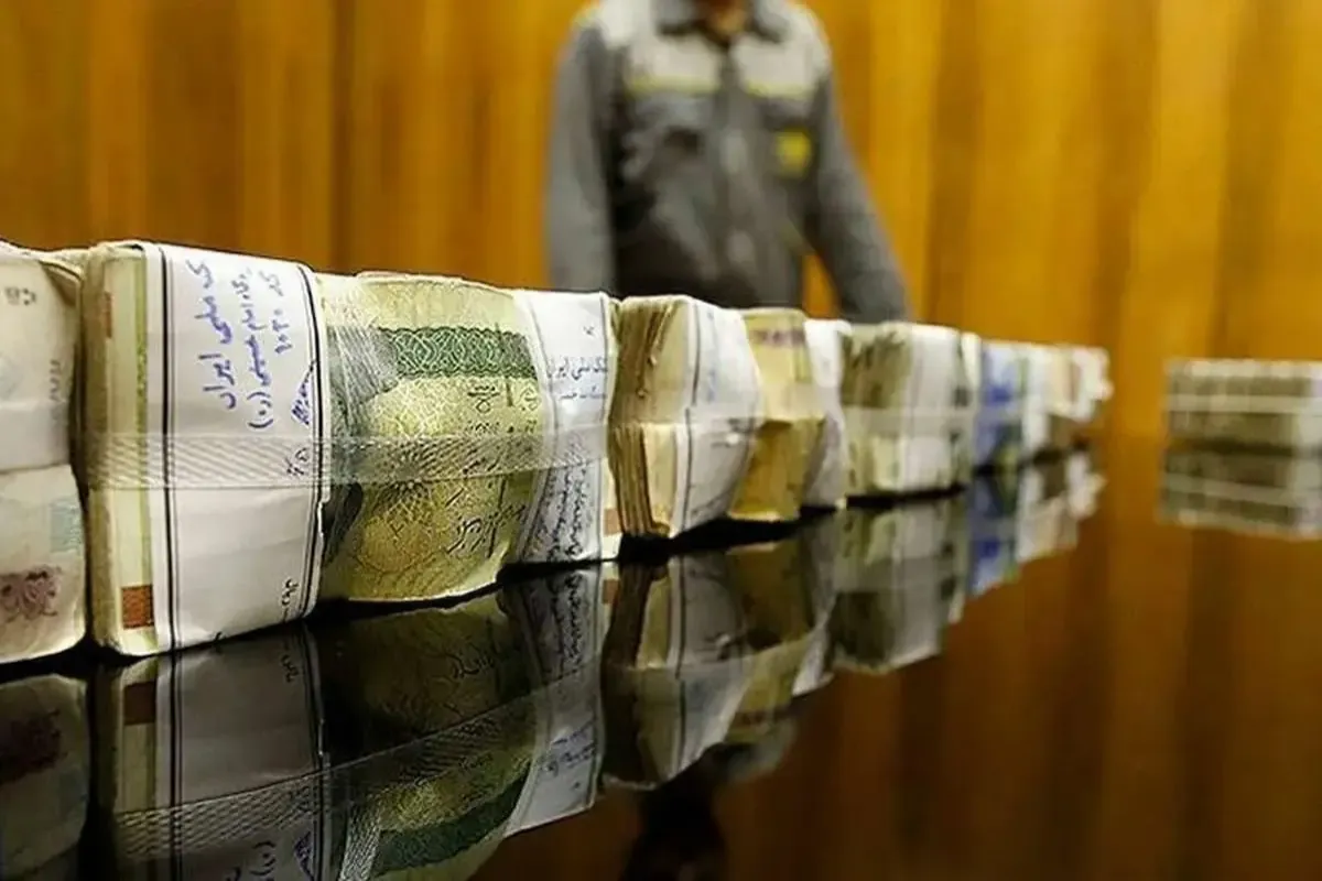 افزایش بدهی دولت به بانک مرکزی تا ۵۱.۱ درصد/ سهم ۵۵ درصدی بدهی بخش دولتی و بانک‌ها از رشد پایه پولی