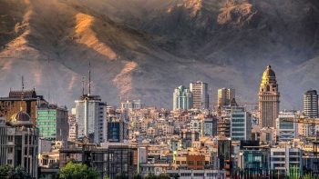 افزایش معاملات غیررسمی ملک با خودرو، طلا و ارز + عکس