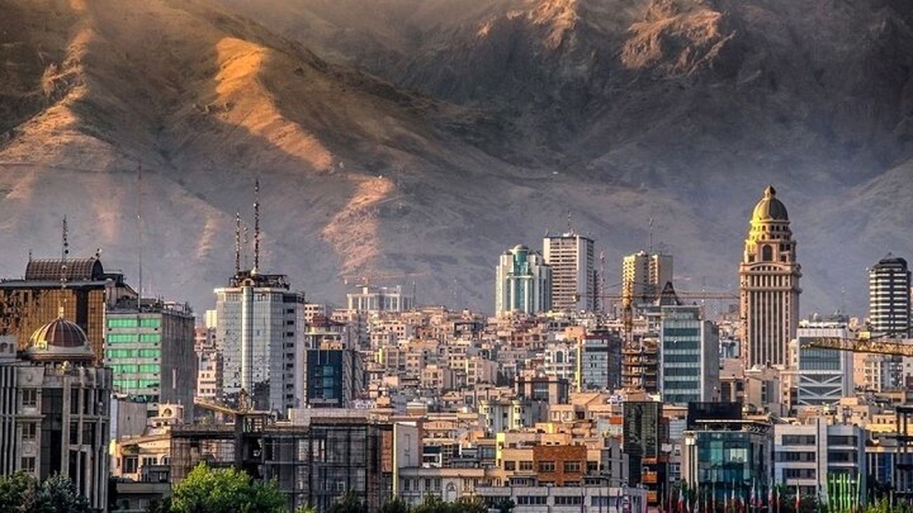 افزایش معاملات غیررسمی ملک با خودرو، طلا و ارز + عکس
