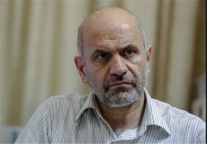 اقتصاد ایران در دام بازارگرایی؛ روایت مؤمنی از انحراف سیاست اقتصادی پس از جنگ ۸ ساله + فیلم