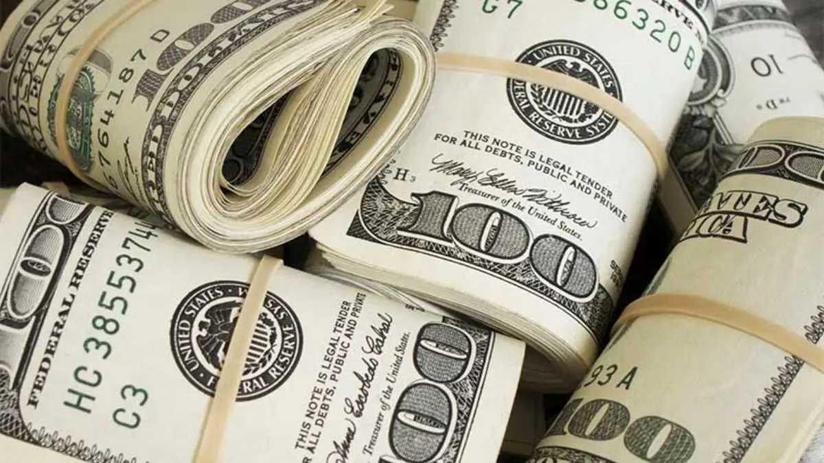 بازگشت قیمت دلار به کانال ۹۳ هزار تومان