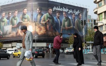 تصمیم گیران در حاکمیت فقط رویانویسی را بلدند/ با تک نرخی شدن ارز به سمت بازار آزاد، ۸۰ درصد مردم به زیر خط فقر سقوط می‌کنند