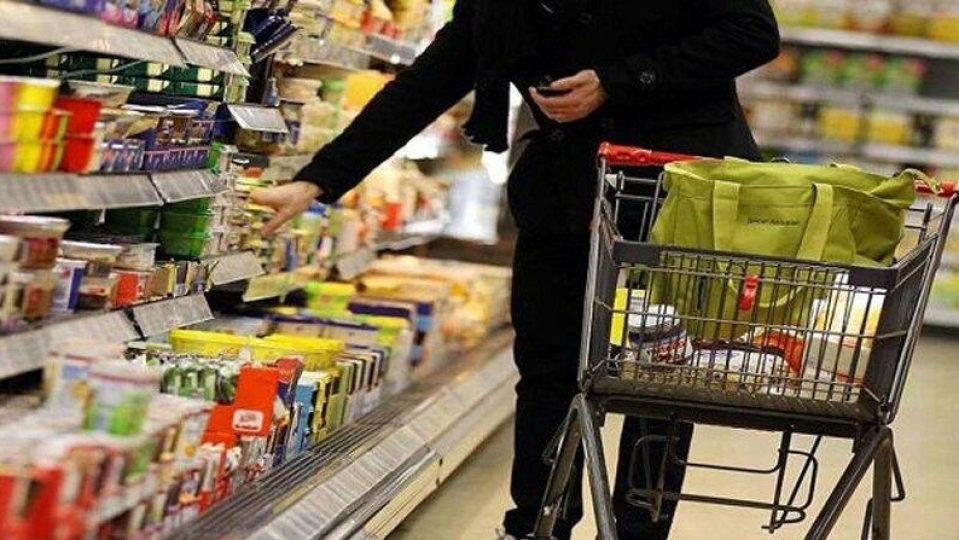 در تأمین کالاهای اساسی کمبودی نداریم