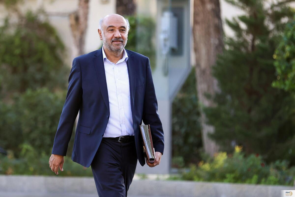 درآمد ۳۰ میلیون تومانی زیر خط فقر؛ آیا وزارت رفاه معیارهای واقعی زندگی شهری را نادیده گرفته است؟ درآمد ۳۰ میلیون تومانی زیر خط فقر؛ آیا وزارت رفاه معیارهای واقعی زندگی شهری را نادیده گرفته است؟