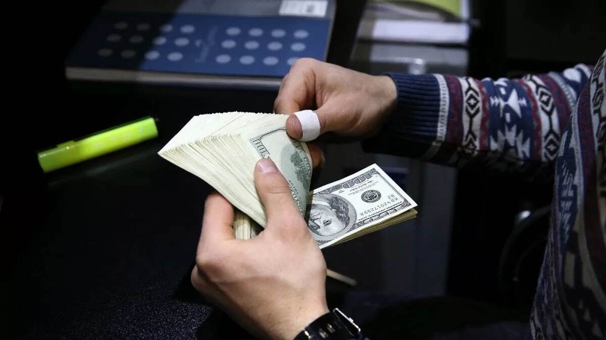دلار از خط قرمز قیمتی عبور کرد