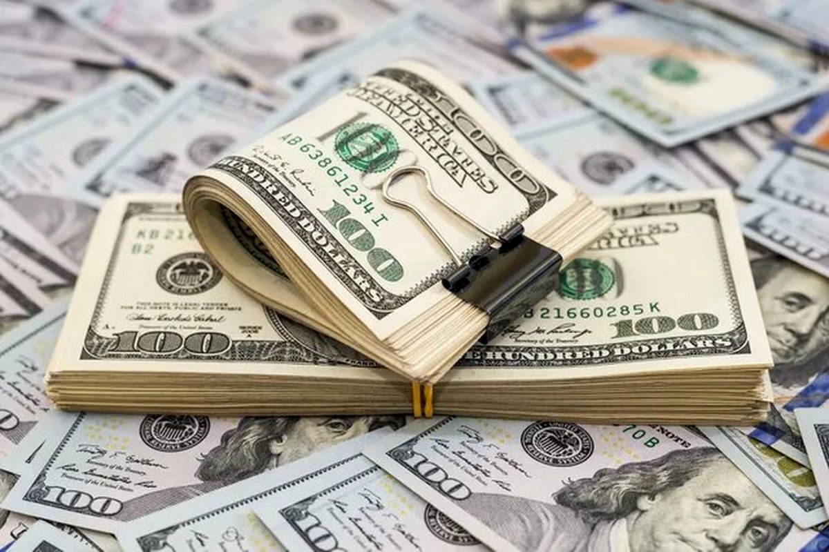 دلار زیر ضربه ترامپ؛ سقوط تاریخی اسکناس سبز
