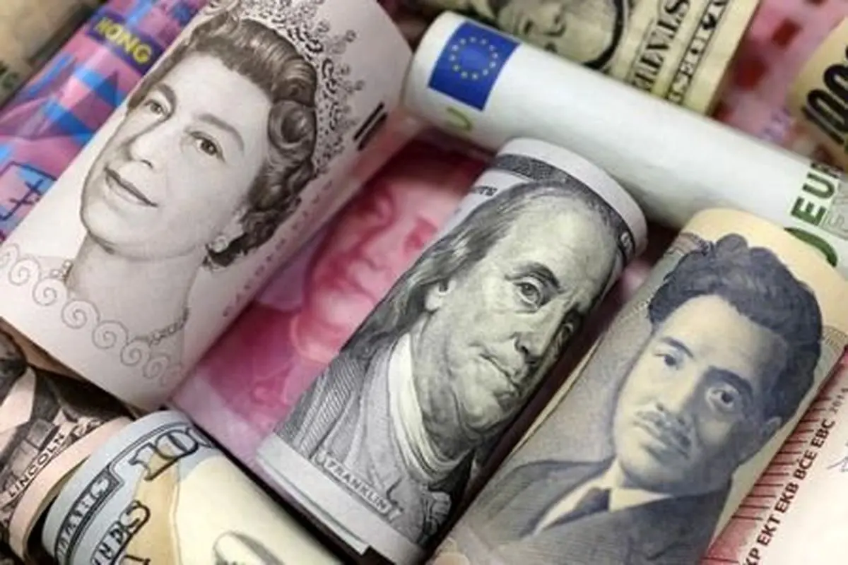 دلار یا پوند؟ کدام ارز برای سرمایه‌گذاری بهتر است؟