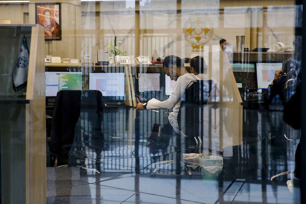 راهکارهای اساسی برای آرامش بازار سرمایه از زبان کارشناسان/ شرایط بنیادی بیشتر سهم‌ها مناسب است