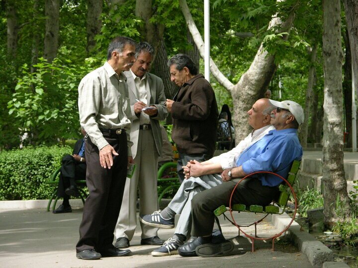 فرزندان بازنشستگان در صف وام ازدواج