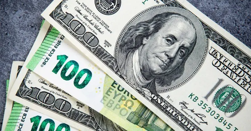 قیمت دلار به مرز انفجار قیمت رسید