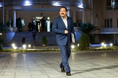 محمد اتابک در یک سالگی وزارت؛ عملکردی مشابه دوران احمدی‌نژاد!/ ۴ چالش بزرگ که هنوز پاشنه آشیل وزارت صمت است