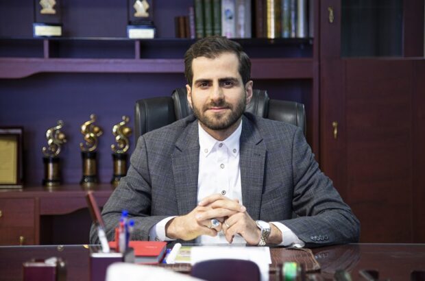 محمدرضا حیدرزاده کیست؟/ مدیرعامل جوان آریاساسول، یکی از بازیگران اصلی صنعت پتروشیمی کشور را بشناسید