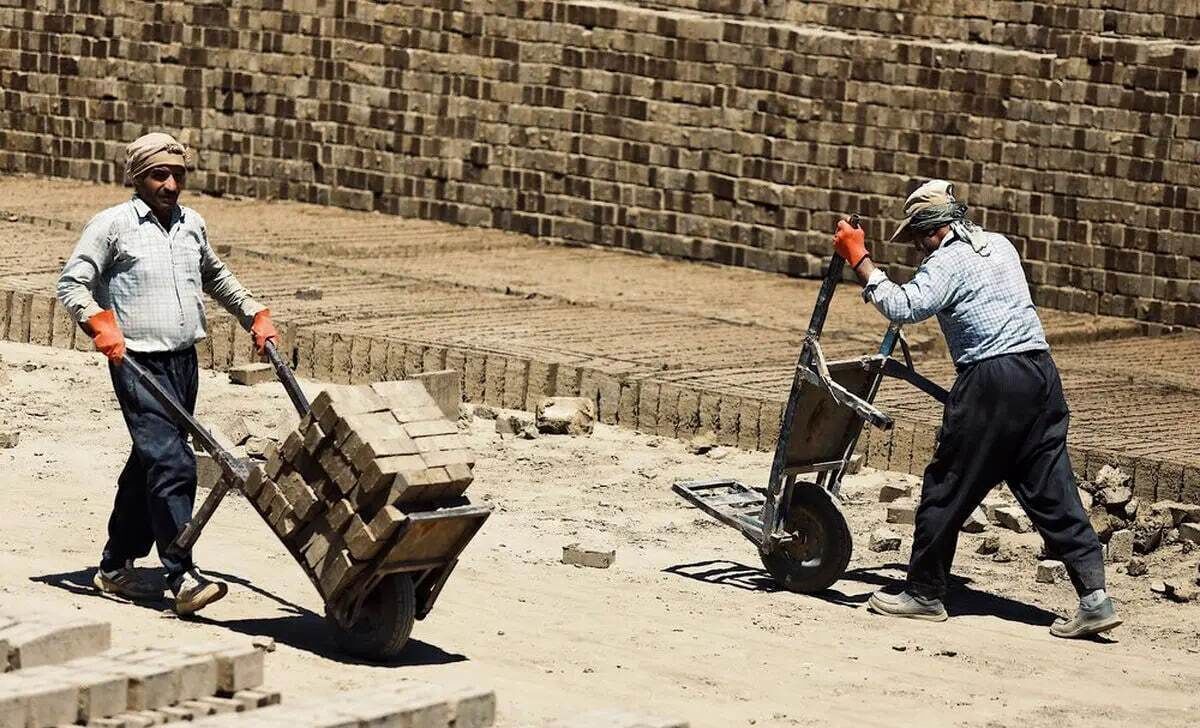 وقت کشی در تعیین حداقل دستمزد کارگران ۱۴۰۴