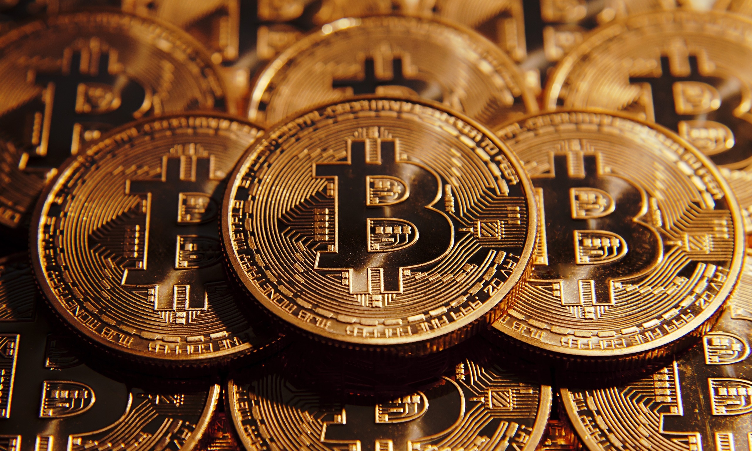 پشتوانه بیت‌کوین چیست و چرا ارزش دارد؟