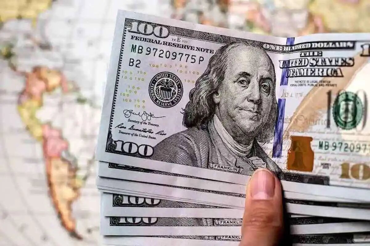 پیش بینی قیمت دلار امروز ۱ اردیبهشت ۱۴۰۴/ سقوط قیمت دلار ادامه یافت