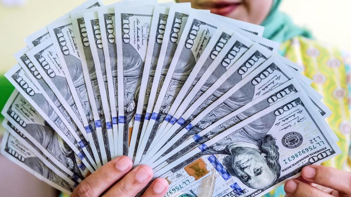 پیش بینی قیمت دلار امروز ۱۵ آبان ۱۴۰۴/ قیمت دلار الاکلنگی شد
