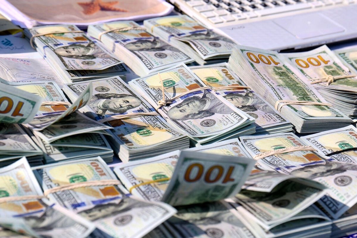 پیش بینی قیمت دلار فردا ۲۵ بهمن ۱۴۰۳/ ورود تقاضای جدید به بازار دلار