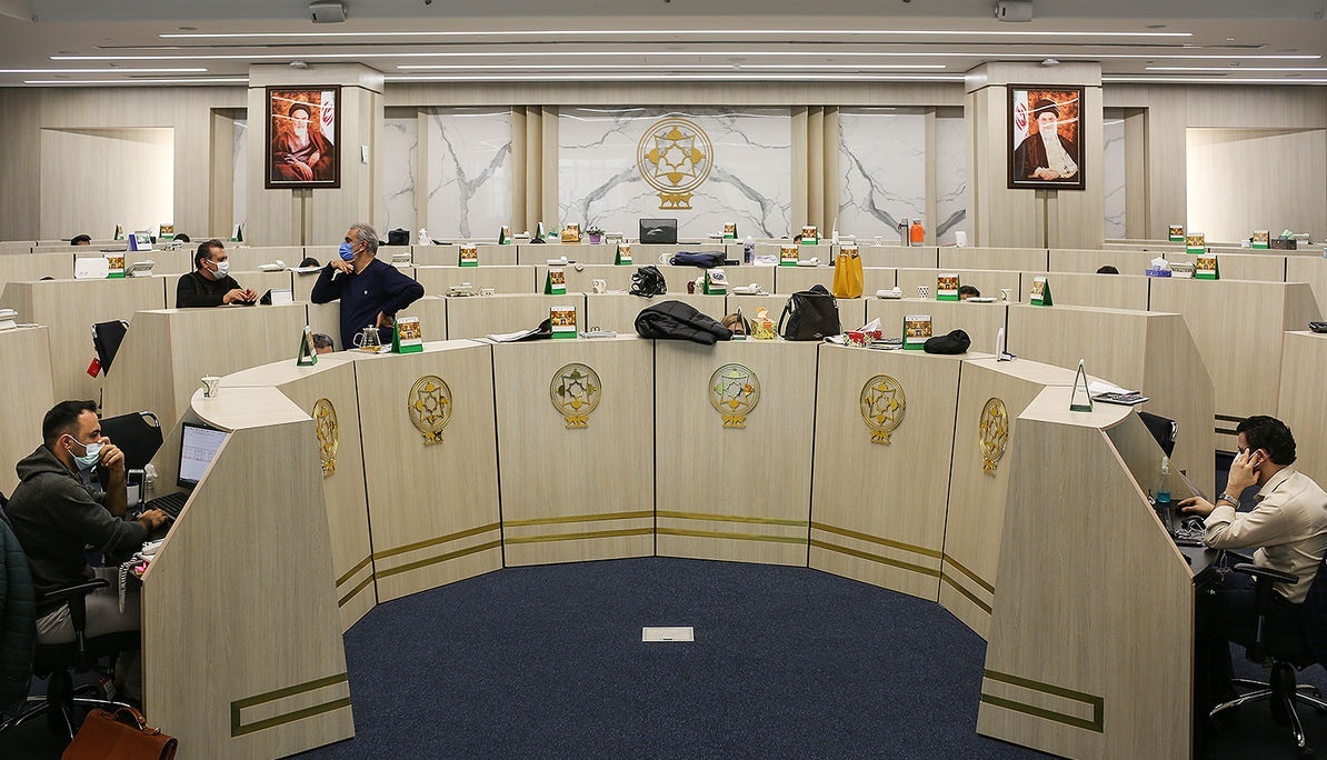 پیش‌بینی بورس فردا یک‌شنبه ۲۰ آبان ماه ۱۴۰۳